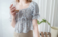 Blue Daisy 水彩藍配活潑小碎花上衣, Blouse/ BU8940