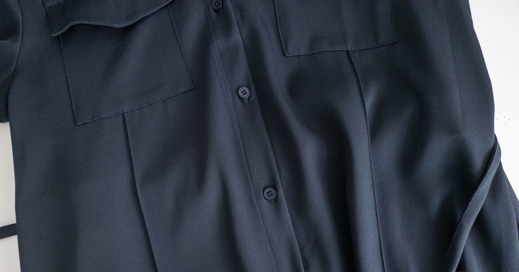 Navy 微光澤雙口袋修腰知性連身裙或外套, Dress/ DS9324