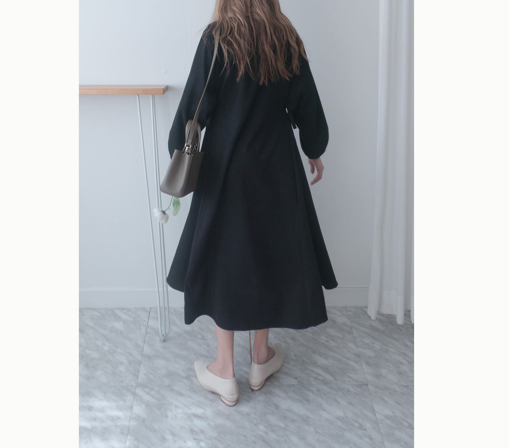 Side Ribbon 方領飄飄寬鬆文青連身裙, Dress/ DS9370 (black sold out)