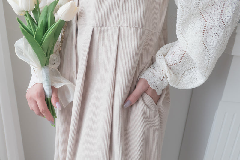 【intent X Korea label】 Beige Vest  淺杏暗紋微絨口袋腰間大百褶, Dress/  DS9369