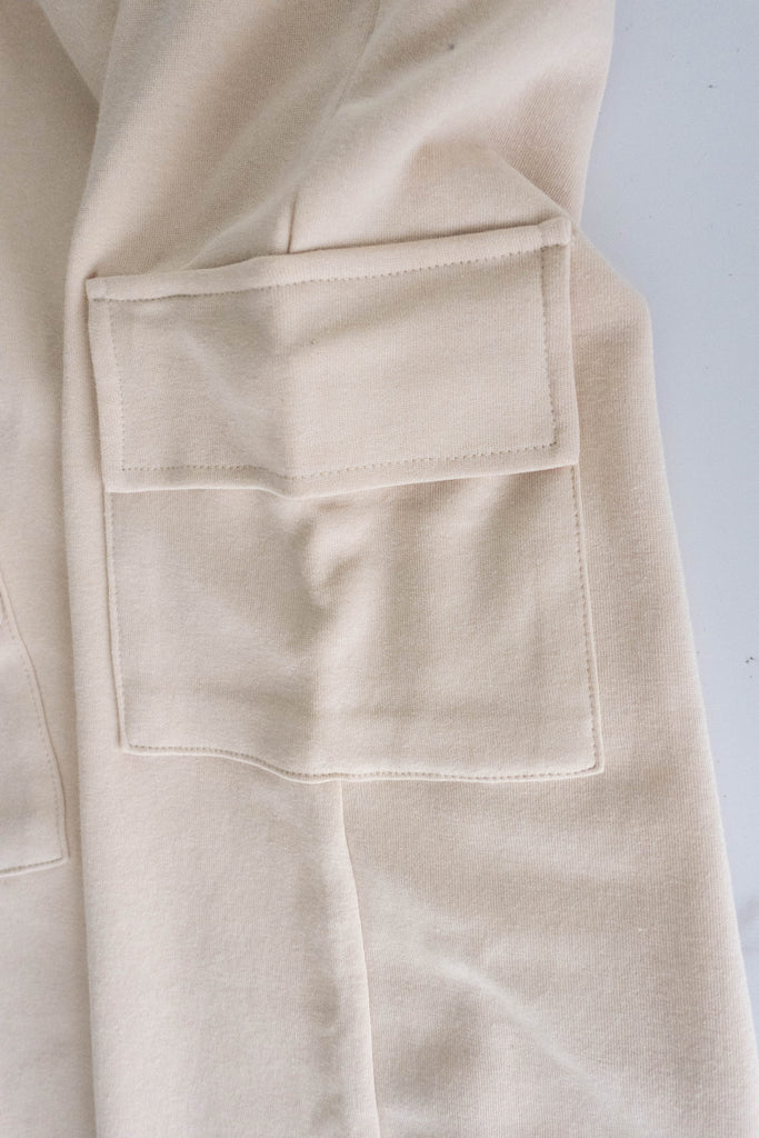 Casual Elegant 舒適圓領束橡筋衛衣寬直身口袋裙, Set/ SE8057 （ivory sold out)