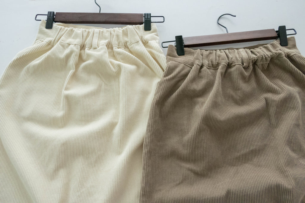 Suede 前開叉燈芯絨微寬鬆直身裙, Skirts/ SK8773 (olive sold out)