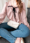 Wonderland 絨面皺褶方領輕優雅上衣, Blouse/ BU8987 (pink sold out)