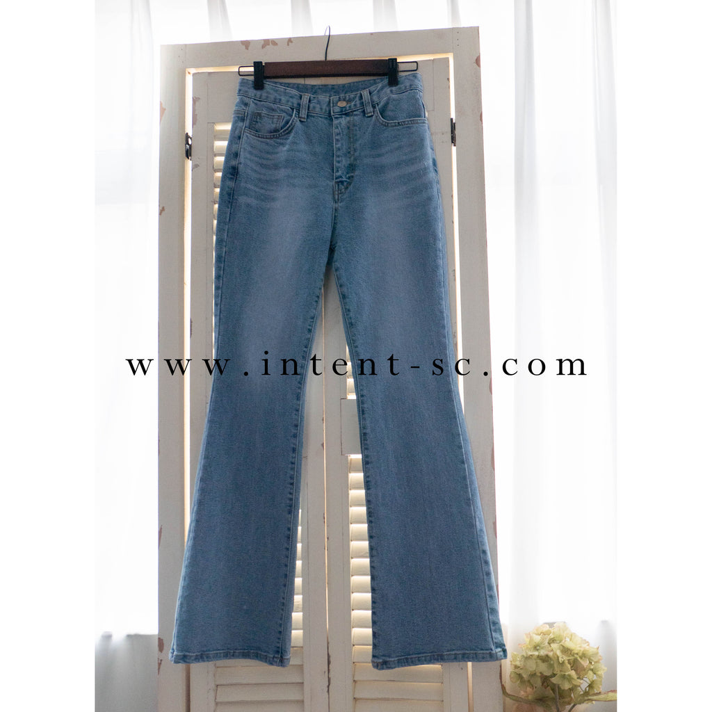 《 顯長腿超高腰款 》高腰微彈顯長腿喇叭牛仔褲, Jeans/ PT8405 (pre-order m)