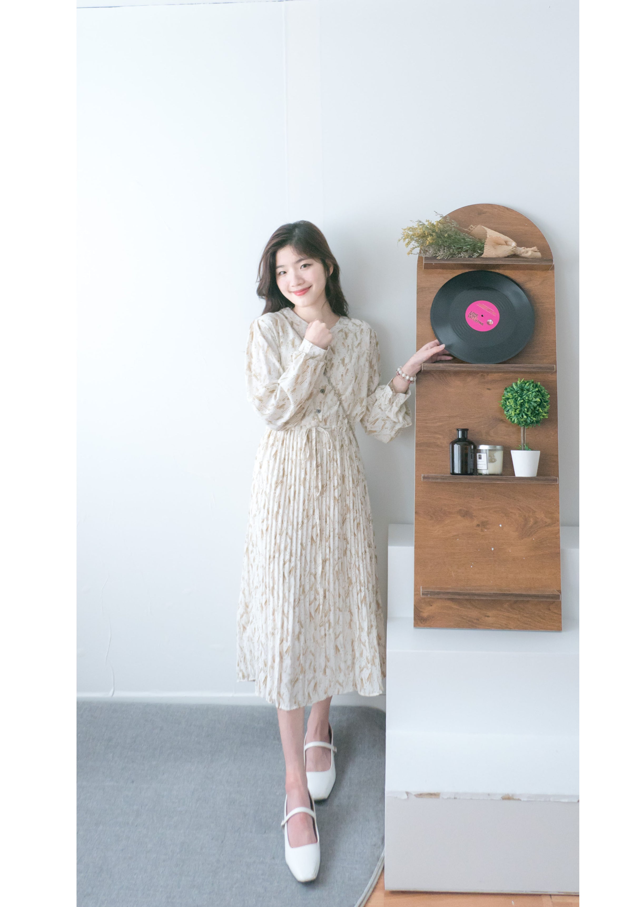 【現貨限量回歸 】Firework 花火線條幾何印花防皺百褶連身裙, Dress/ DS9429