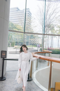 ( 精緻通花 ) 輕盈白色繡通花側蝴蝶連身裙, Dress/ DS9443