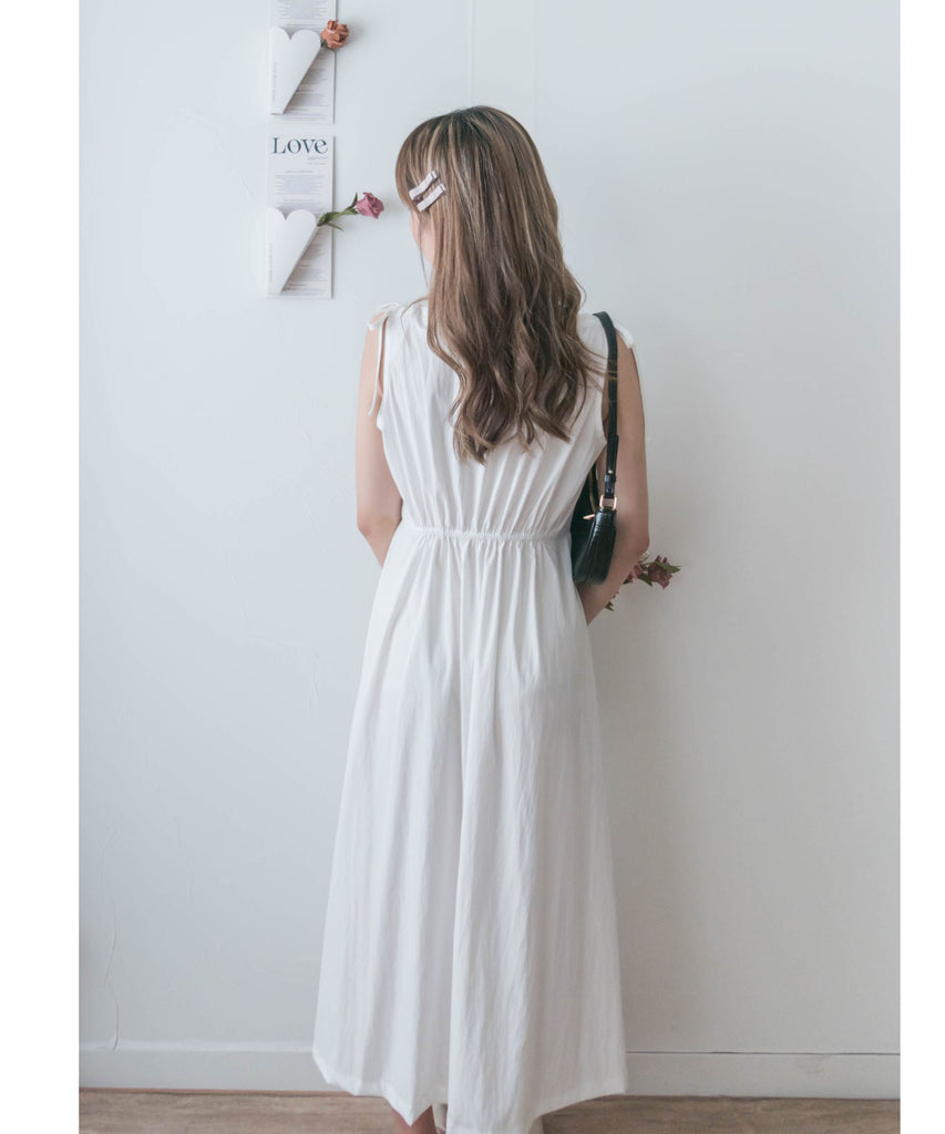 (浪漫白色 蝴蝶修飾手臂) V領蝴蝶肩裝備後橡筋連衣裙, Dress/ DS9498