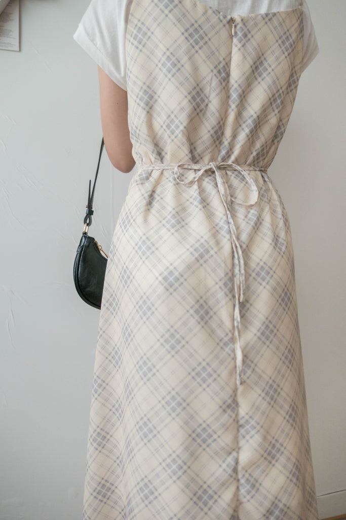 Check 格色低調菱格吊帶連身裙, Dress/ DS9499