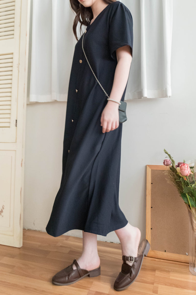 【Intent x Korea label】（100%防皺彈性) Navy V領金鈕扣傘袖開叉裙擺連身裙, Dress/ DS9545