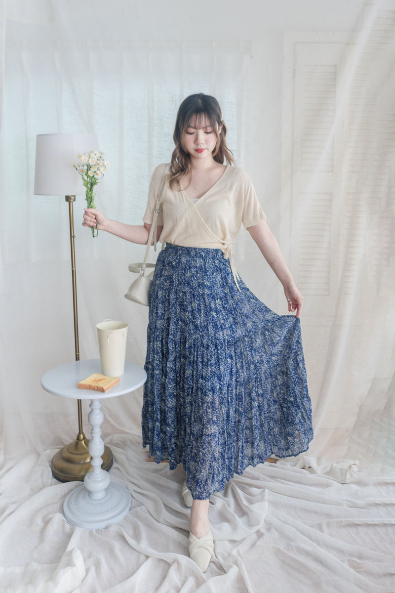 Floral Layers Skirt  輕柔漫舞碎花百褶長裙/ SK8900 (navy sold out)