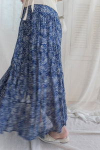 Floral Layers Skirt  輕柔漫舞碎花百褶長裙/ SK8900 (navy sold out)