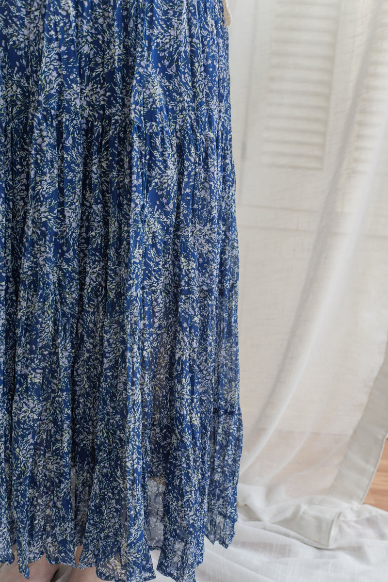 Floral Layers Skirt  輕柔漫舞碎花百褶長裙/ SK8900 (navy sold out)