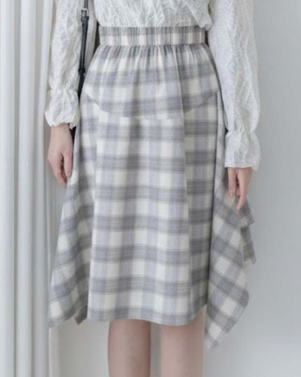 Asymmetrical Checked Skirt 不規則裙擺淡格紋半裙/ SK8924 （pre-order navy 3月3截單)