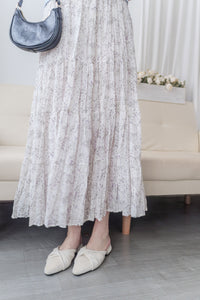 Floral Layers Skirt  輕柔漫舞碎花百褶長裙/ SK8900 (navy sold out)