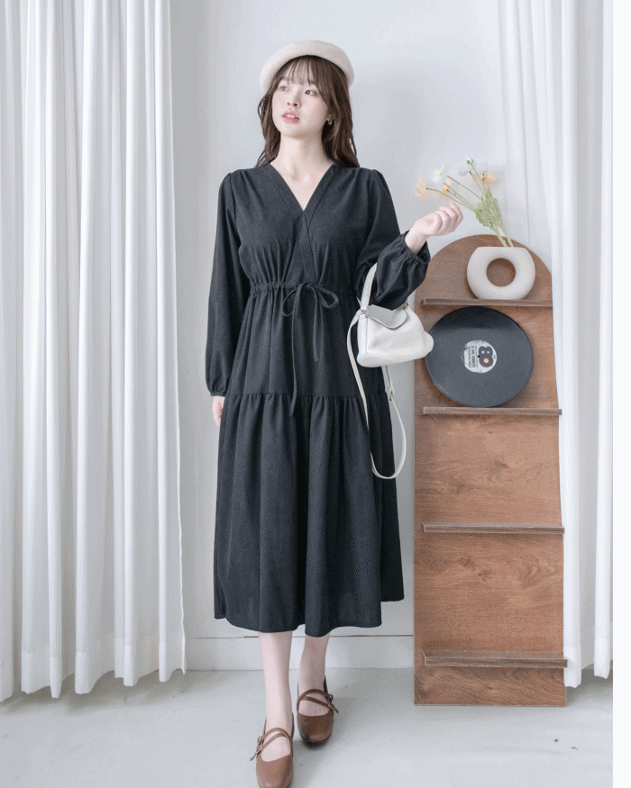 Sophie Dress 柔軟擋風燈芯絨V領連身裙/ DS1031