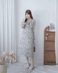 Branches Scarf Pleated Dress 絲帶花枝雙寬度褶紋修腰長裙/ DS1090