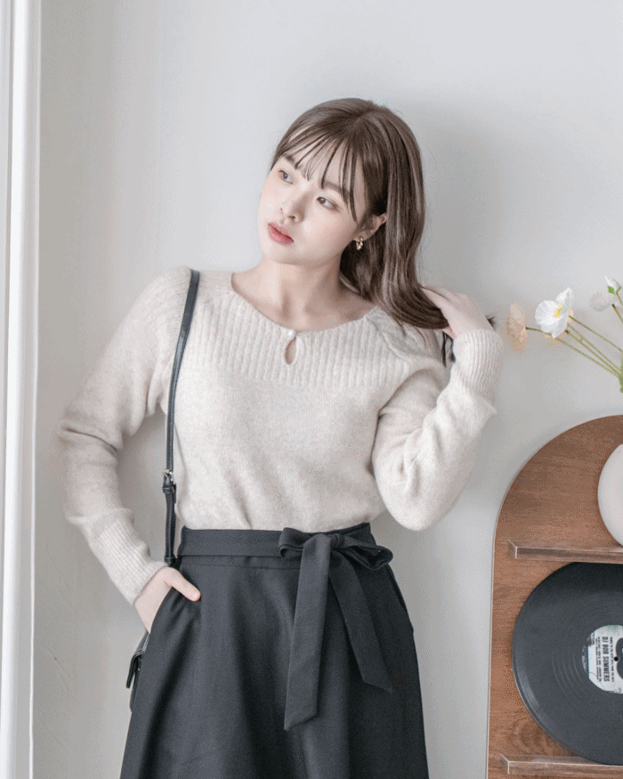 Pearl Top 珍珠領羅紋設計上衣/ KT8186