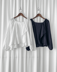 Chiffon Blouse 方領不規則衣身飄逸上衣/ BU9124