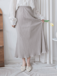 Pleated Shiny fishtail skirt 微光澤飄逸魚尾細褶長裙/ SK8908 (pre-order 9月7日截單)