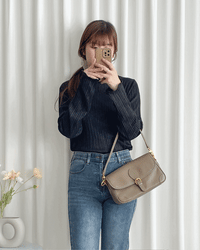 Ruffle Collar Top 直條紋皺褶微光澤感上衣/ TP9205 (pre-order ivory)