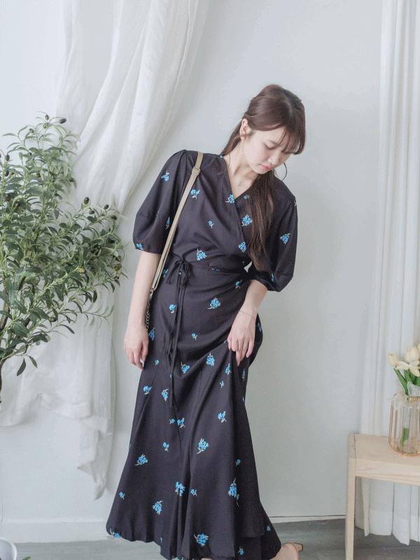 Bouquet Dress 藍色花束包式穿著連身裙/ DS9869