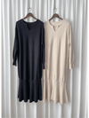 Knit Fishtail Dress 圓V領寬鬆裙身顯瘦魚尾針織連身裙/ DS1005