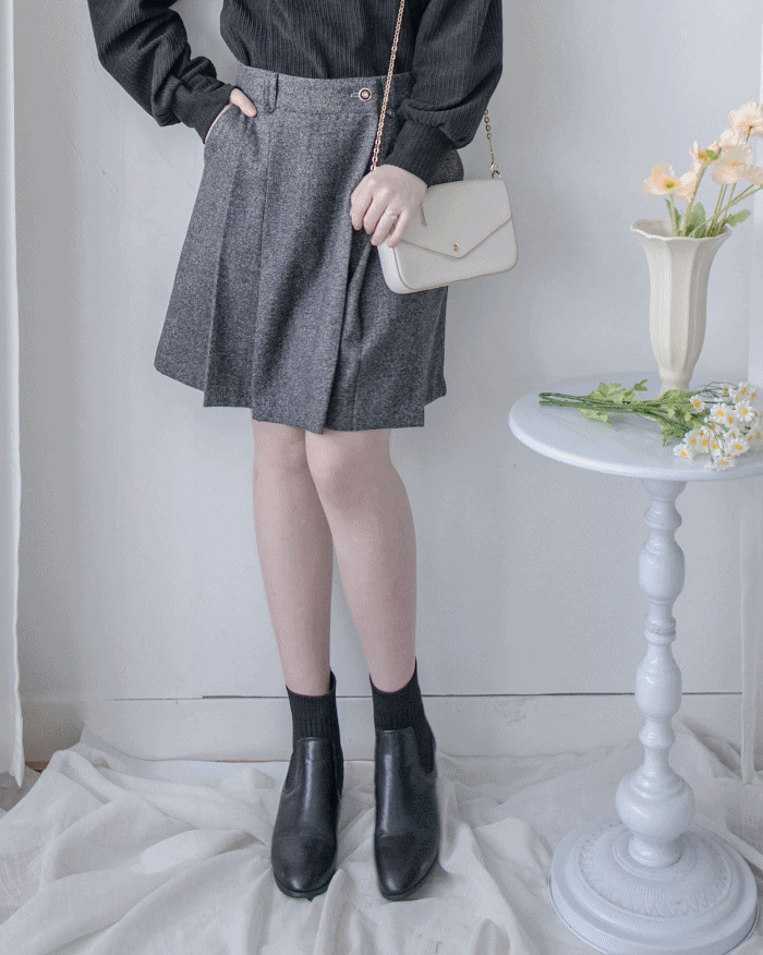 Alice Skirt Pants 不規則設計A字剪裁裙褲 / PT8473