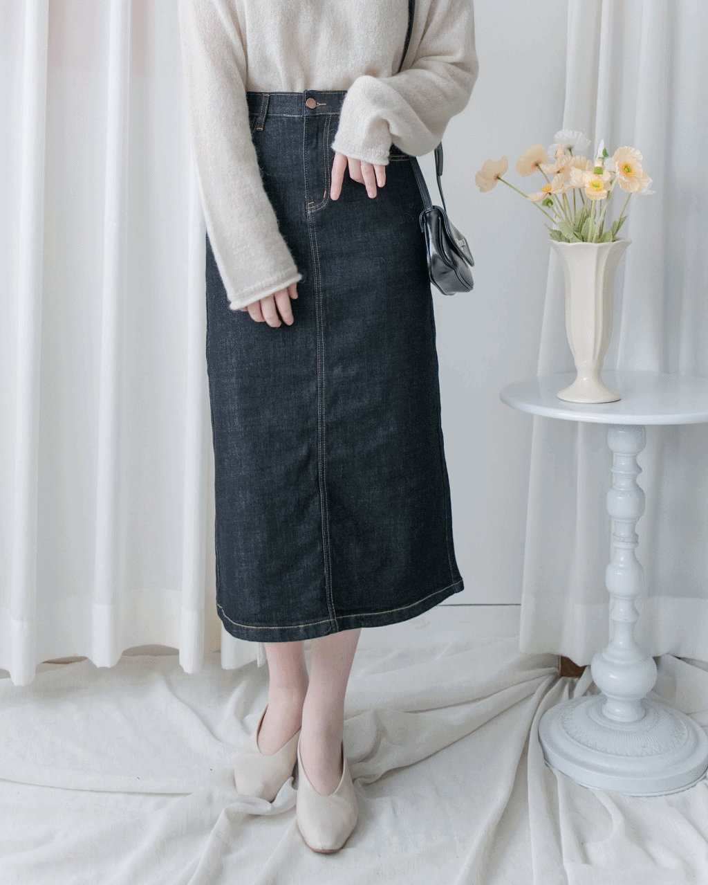 Slim Stretch Denim Skirt 全彈性修身不過貼牛仔裙/ SK8930