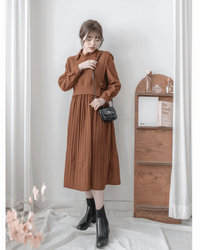 Brown Set 焦糖色側鈕扣針織背心百褶裙襬套裝/ SE8099