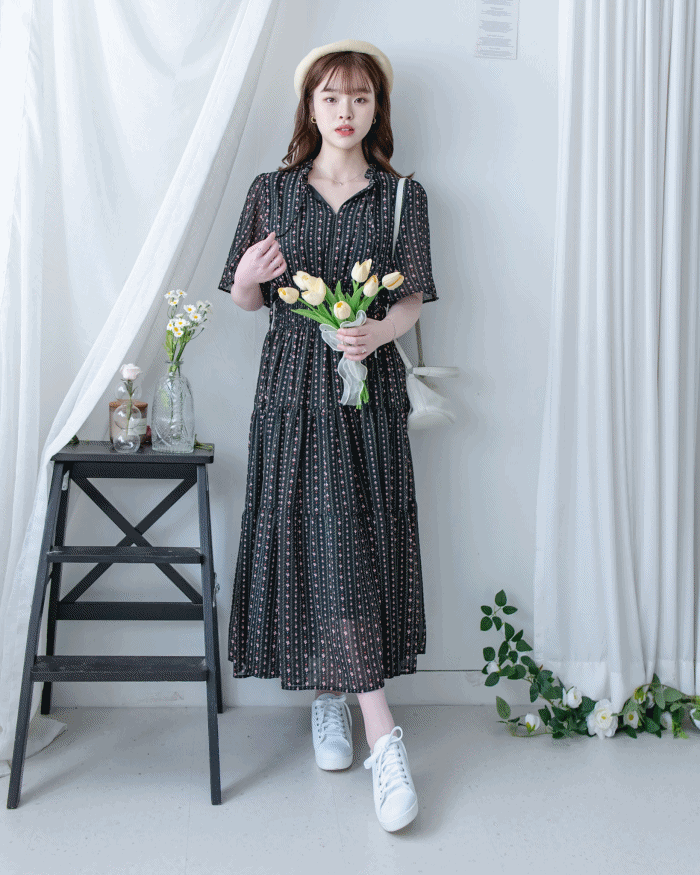 Ethnic Stripe Dress 清新條紋小花束花邊高腰連身裙/ DS1145