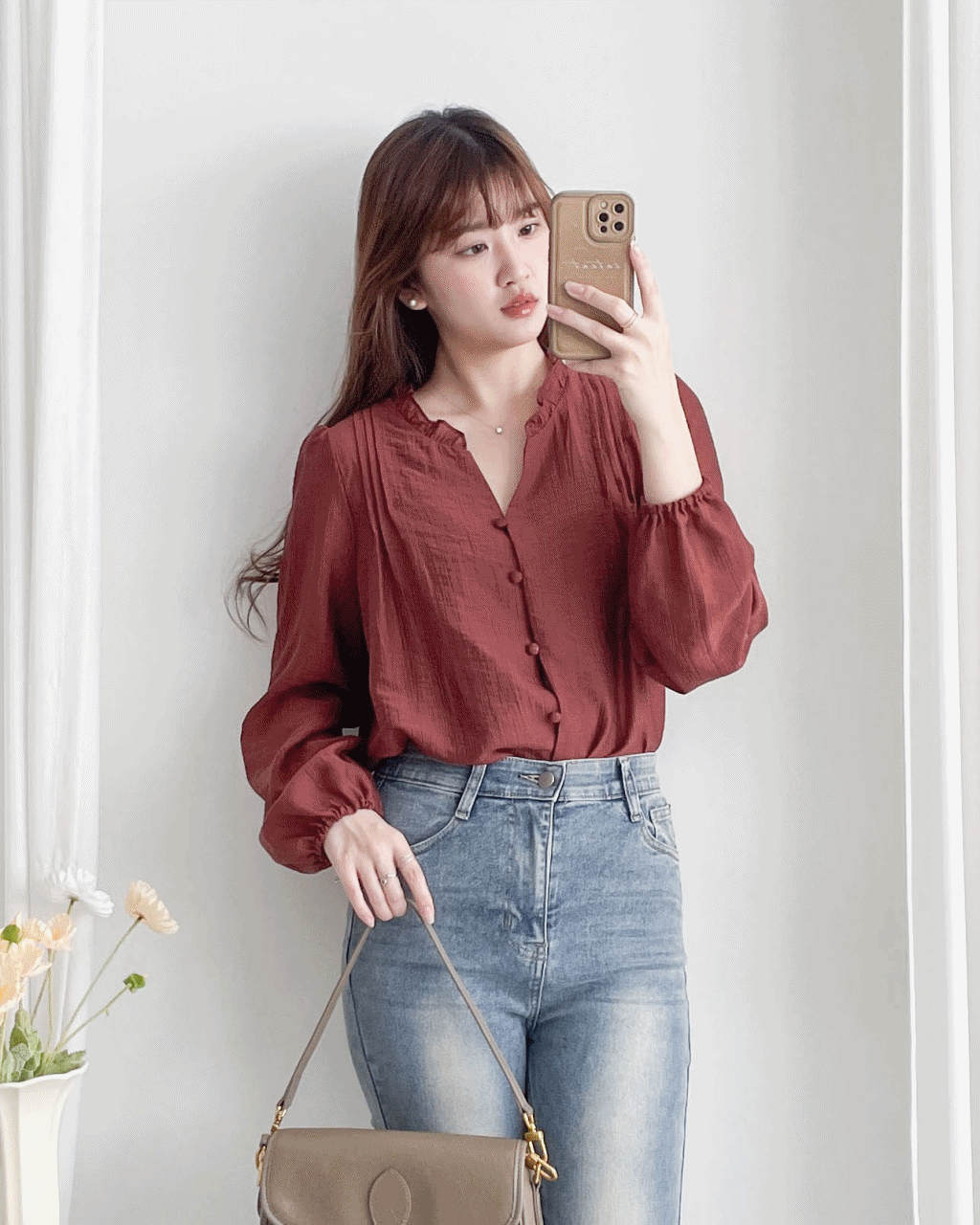 BrickRed Ruffle V Blouse 磚紅立體壓褶 V領荷葉邊襯衫/ BU9129