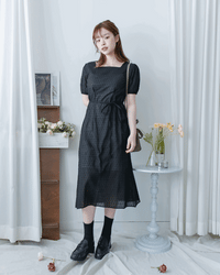 （附送打底裙）Dot Dress 暗條紋棉質方領點紋顯瘦腰線連身裙/ DS1146