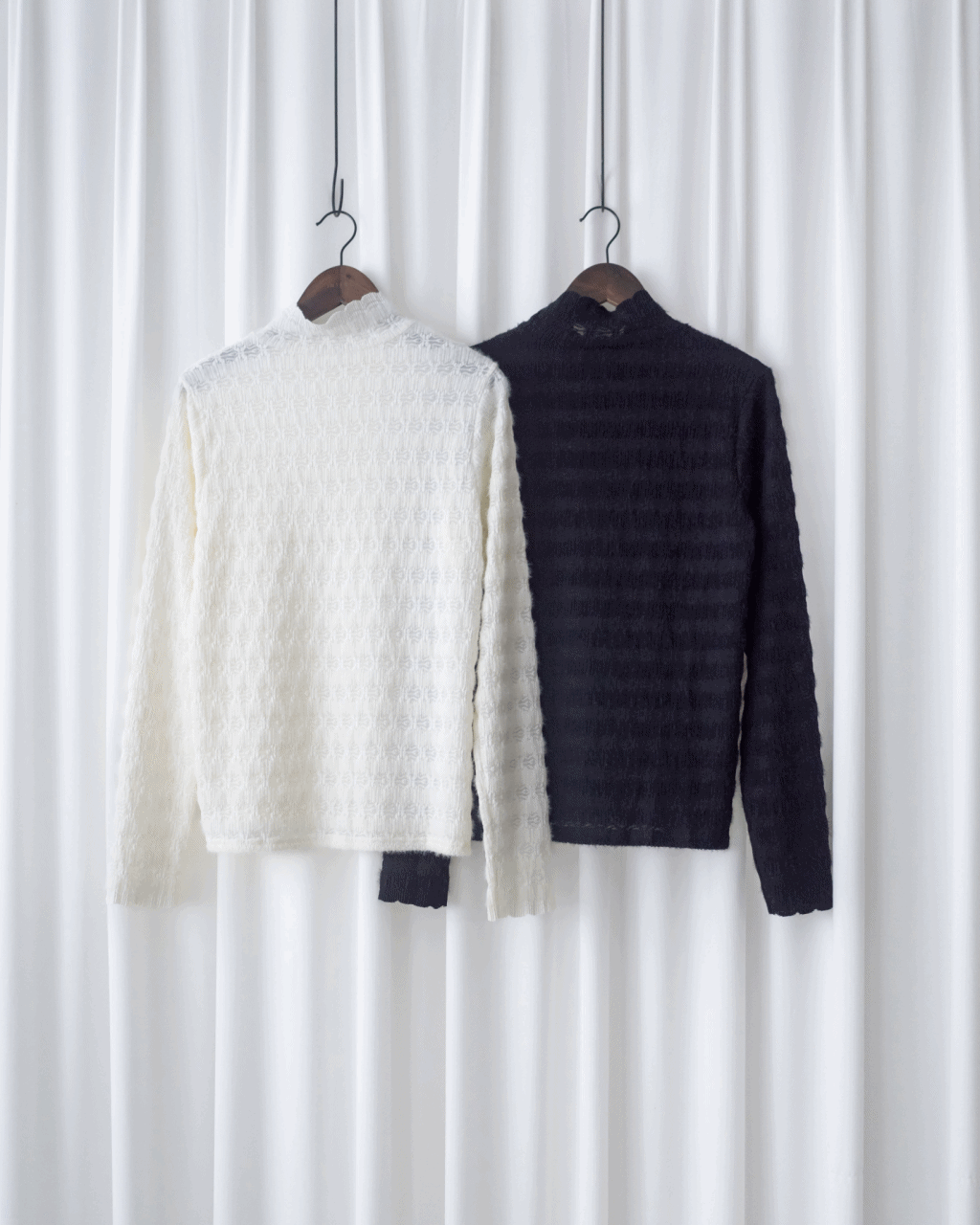 Darling Top 微鏤空特色紋理純色上衣/ TP9199 (Pre-order 2月5日截單)