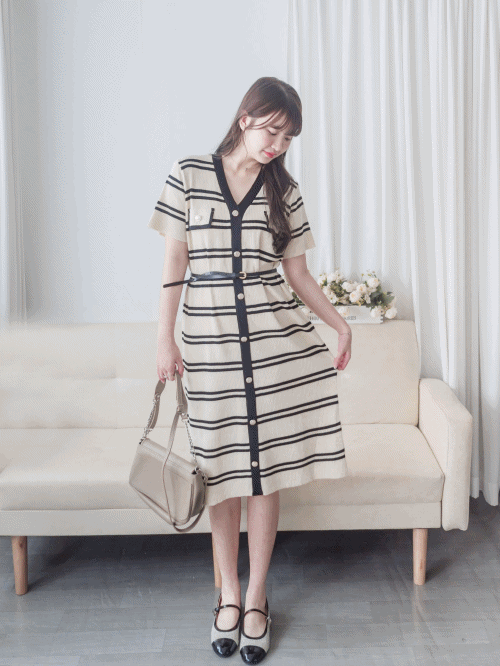 French Knit Dress 法式漫遊針織V領連身裙/ DS9967