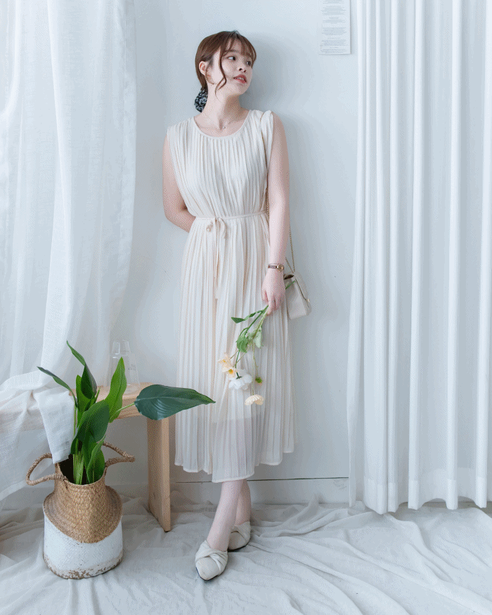 Pleated Sleeveless Dress 法式飄逸壓褶綁帶連身裙/DS1173