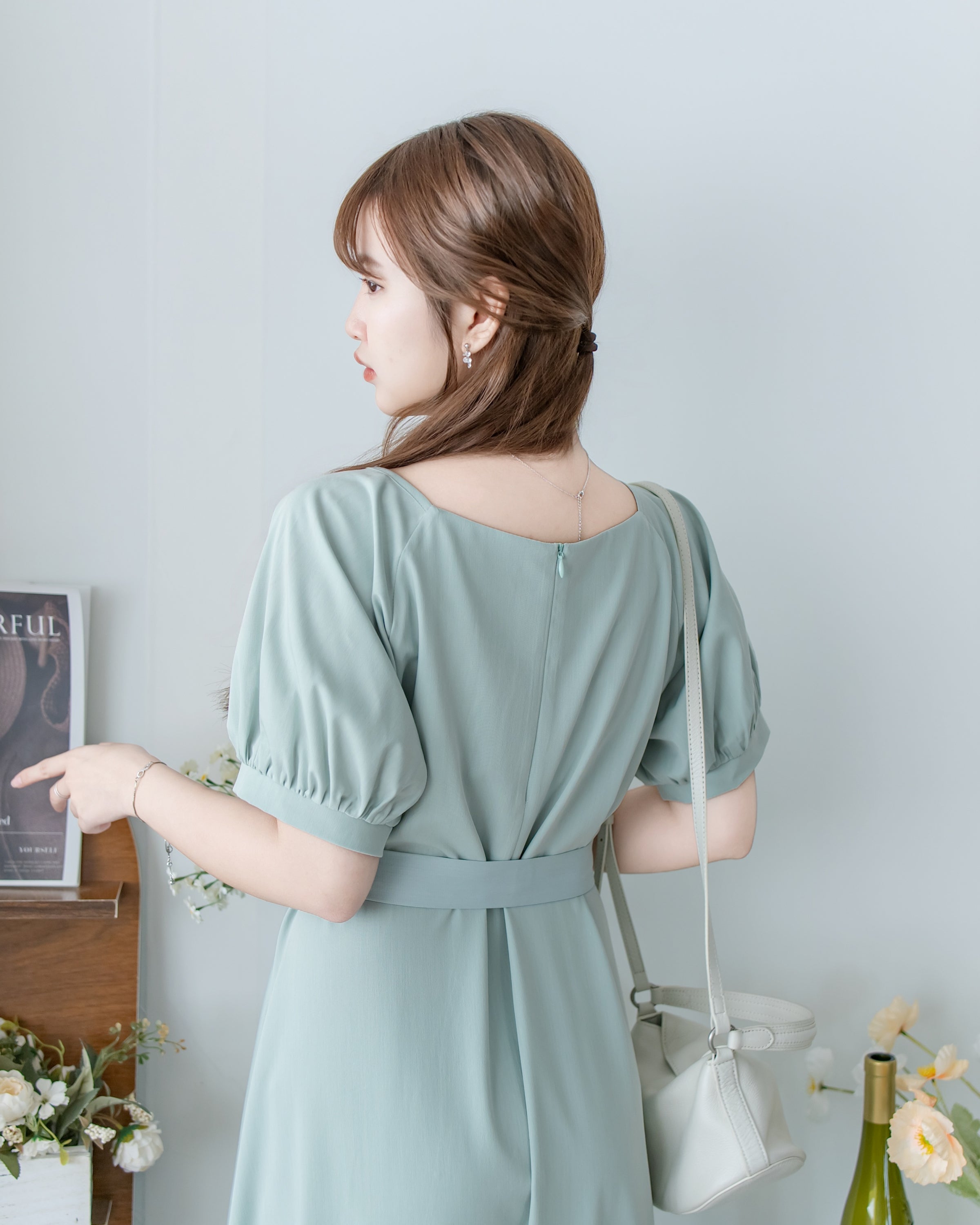 [intent label/intent製 ] Sophie Collar Dress 細褶方圓領顯瘦腰間口袋連身裙/  DSA8006