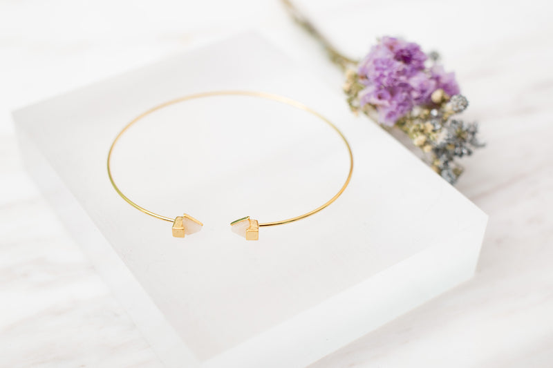 Triangle Gemstone Bangle/ BL8035