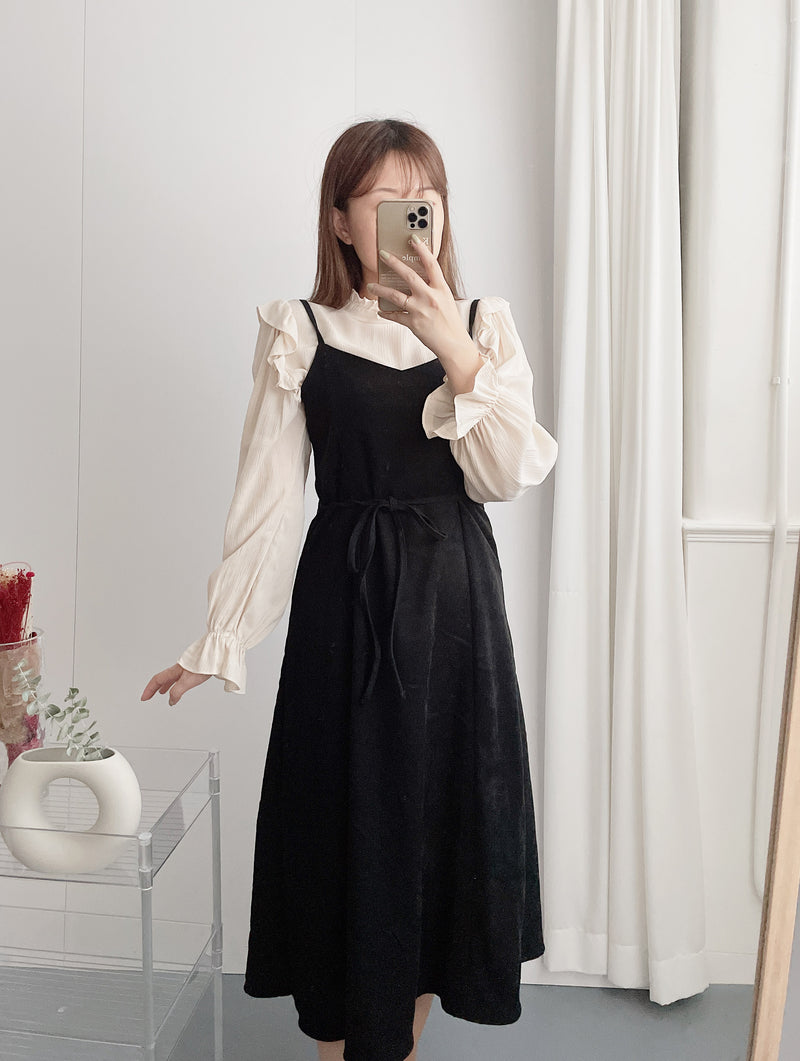 【訂造中獨家款 限量發售 】Ruffle 淺杏色小寬花邊企領, Blouse/ BU8875 （Pre-order)