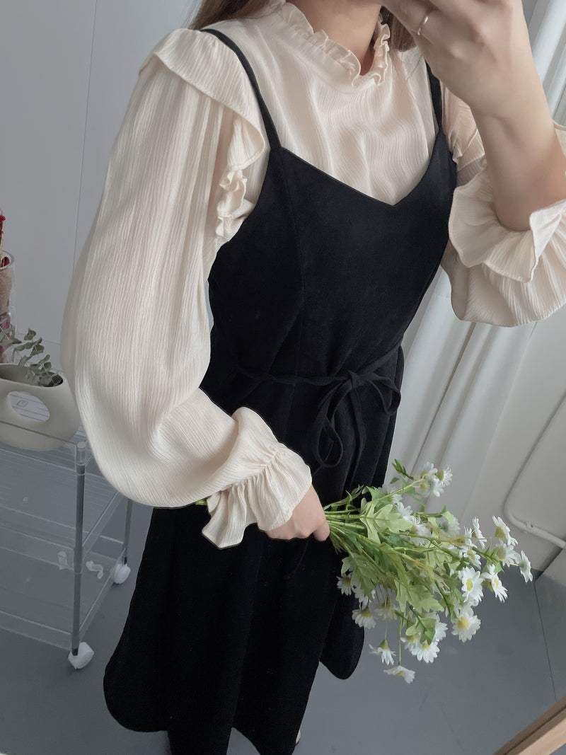【訂造中獨家款 限量發售 】Ruffle 淺杏色小寬花邊企領, Blouse/ BU8875 （Pre-order)