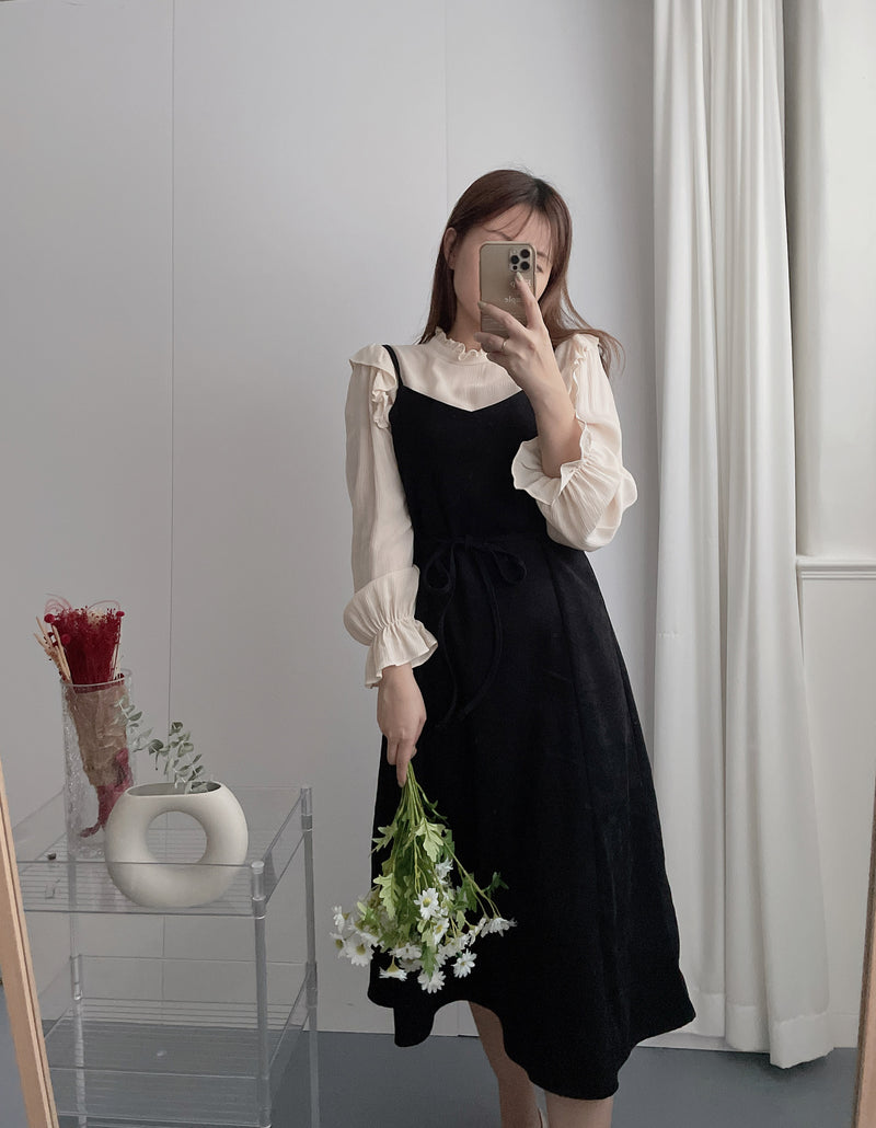 【訂造中獨家款 限量發售 】Ruffle 淺杏色小寬花邊企領, Blouse/ BU8875 （Pre-order)