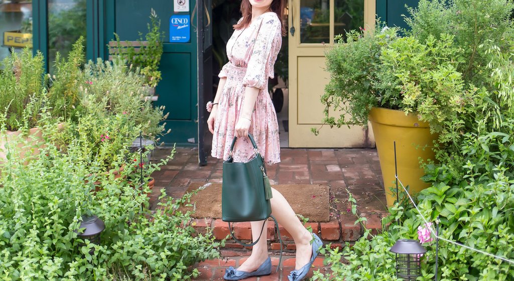 Ruffle , flat /(現貨) $329