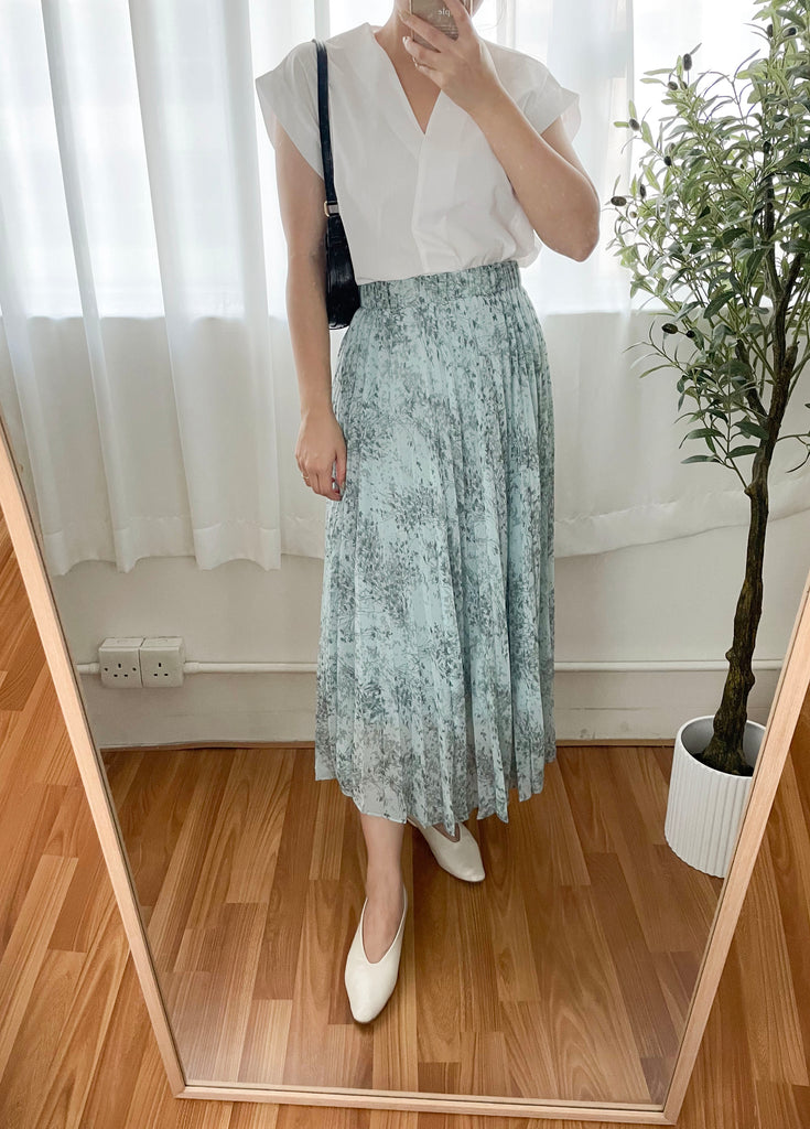 Pleated Garden 輕盈飄飄水影花枝百褶傘裙, Skirt/ SK8623 （White Sold out)