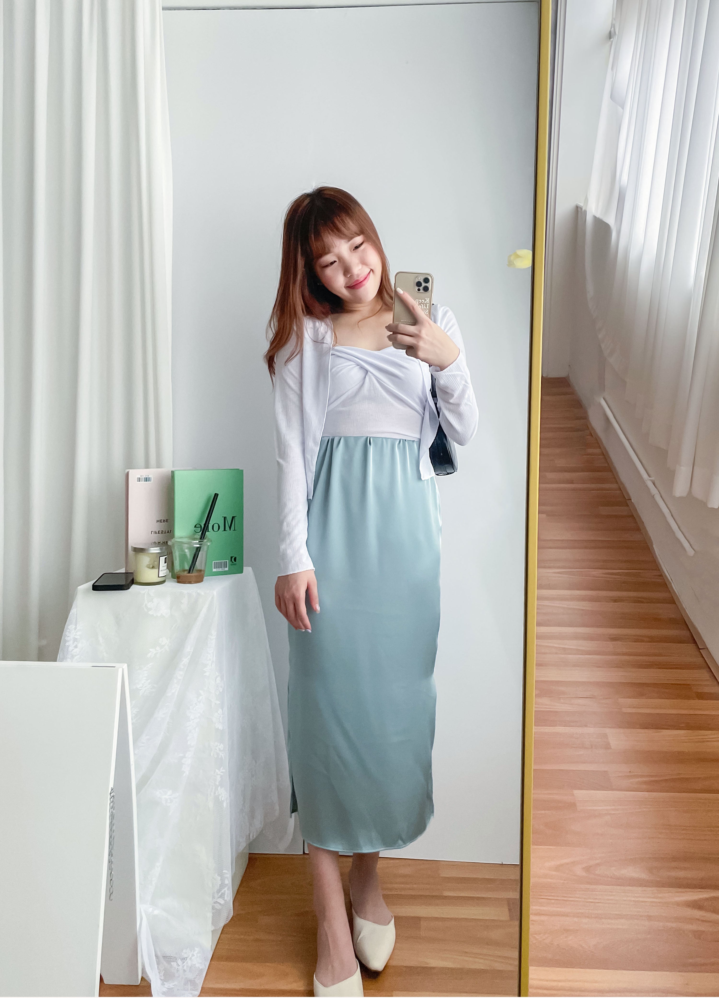 Simple Elegant 光澤湖水藍側開叉修身長裙, Skirt/ SK8631