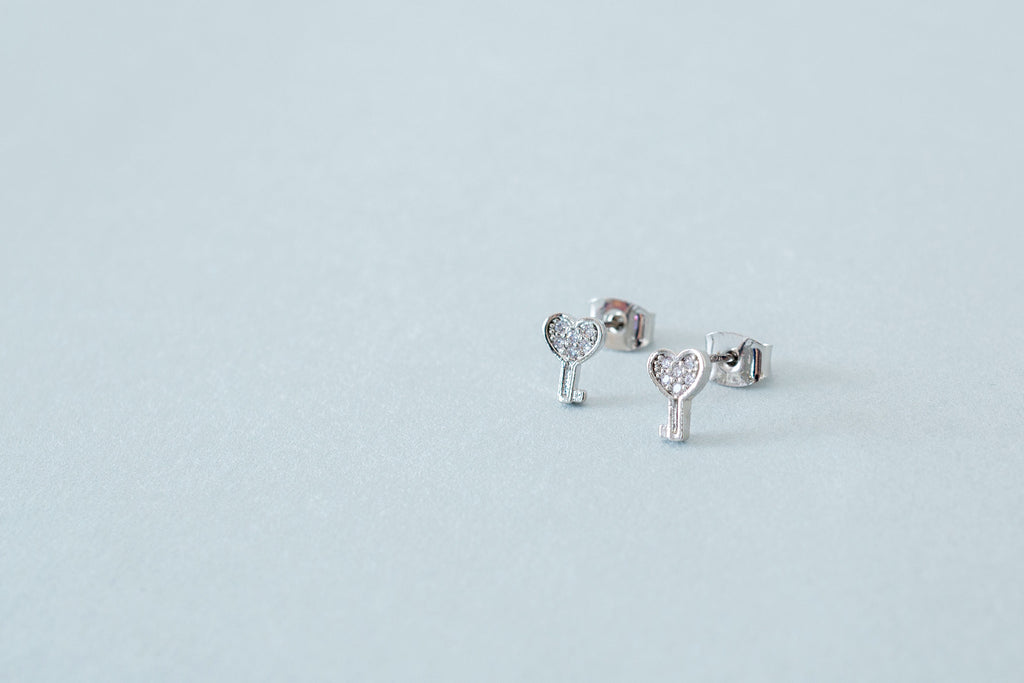 "Crystal Key" Earrings & Necklace set/ASE8017