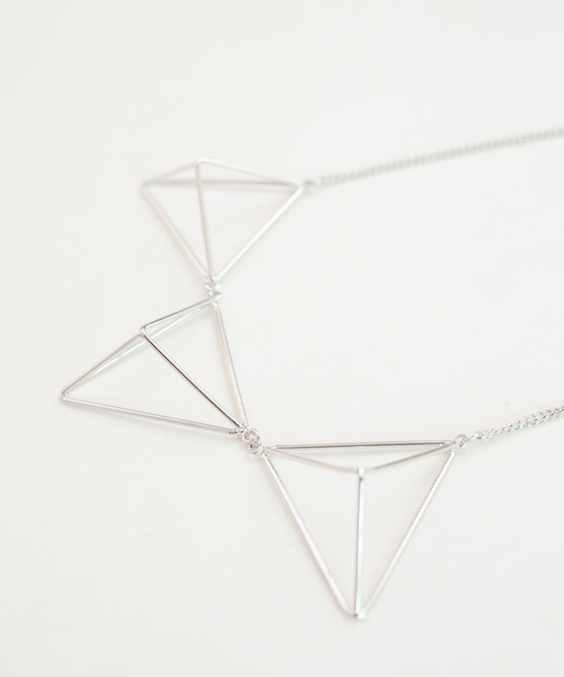 Triangle Dimension Necklace / NL8060