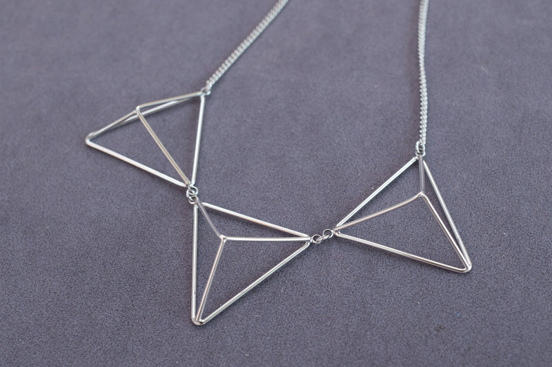 Triangle Dimension Necklace / NL8060