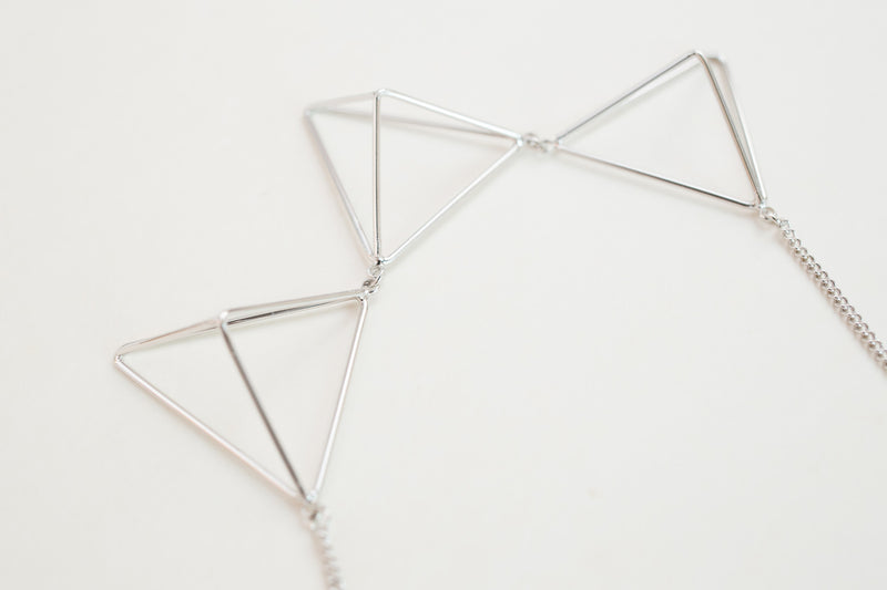 Triangle Dimension Necklace / NL8060