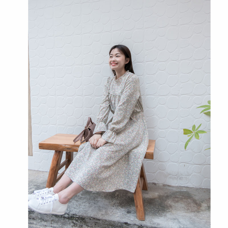 Leather White Sneaker / SH8094
