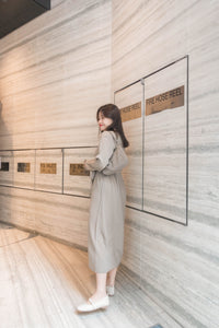 Anden 柔軟彈性寬鬆修腰直紋裙, Dress/ DS8935