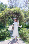 ! 𝕝𝕒𝕤𝕥 𝕗𝕖𝕨 !White Dora 小袖摺口圓領連身裙, Dress/ DS9052
